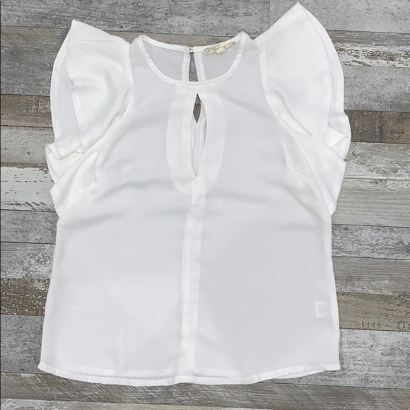 Women’s Alythea Winged Keyhole White Blouse - SM - Picture 2 of 8